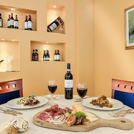 Da Vinci Hotel 4*